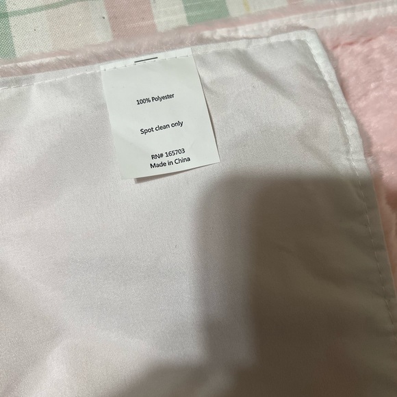 Valentines Day Faux Fur table runner - Picture 3 of 3